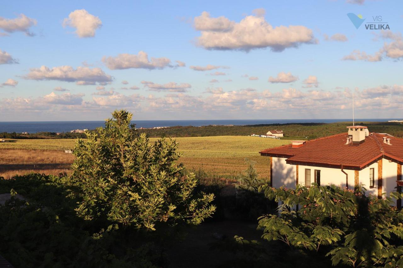 Vis Velika Bed & Breakfast Exterior photo
