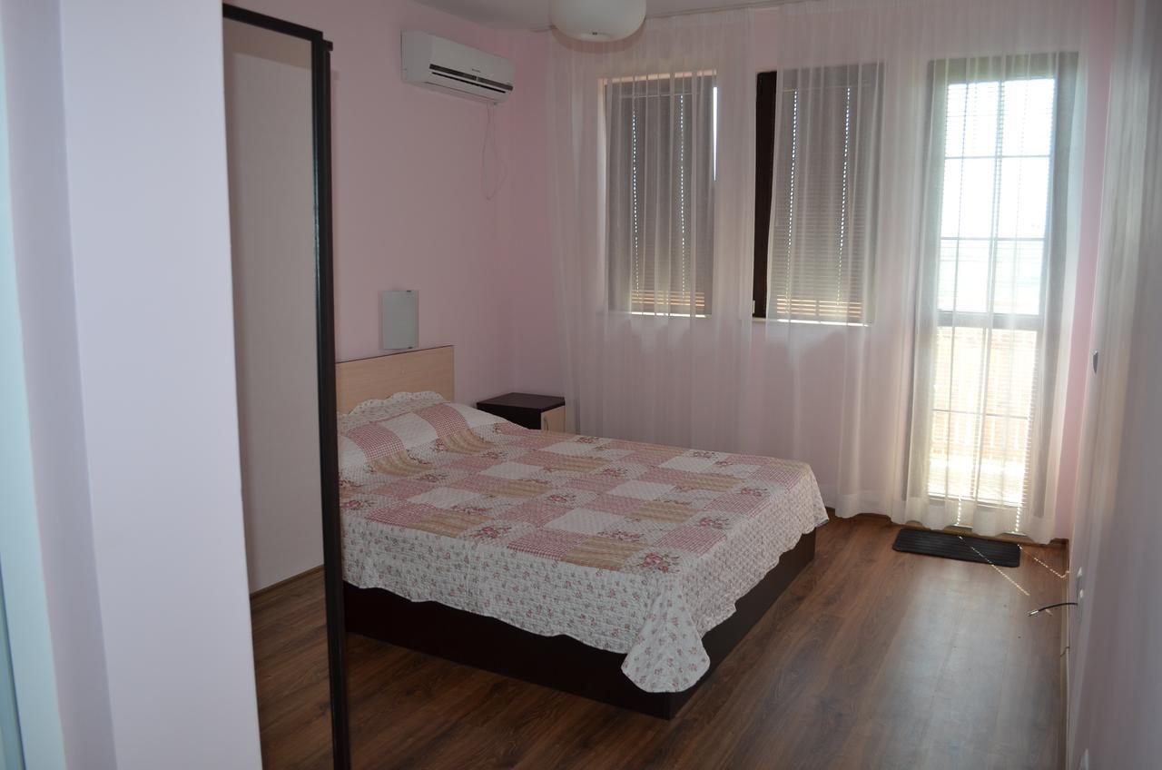 Vis Velika Bed & Breakfast Exterior photo
