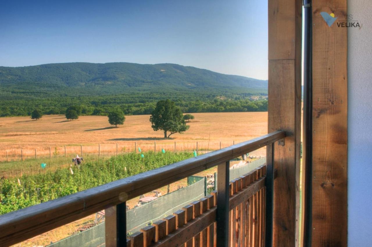 Vis Velika Bed & Breakfast Exterior photo